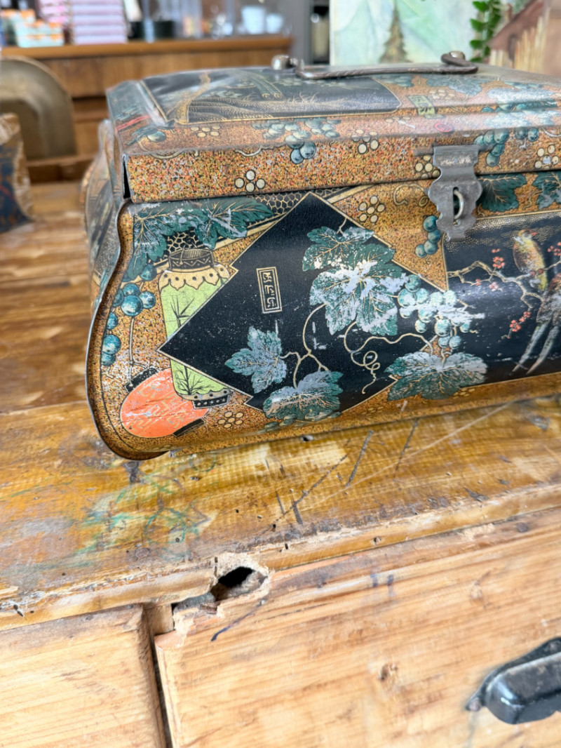 scatola latta cinese